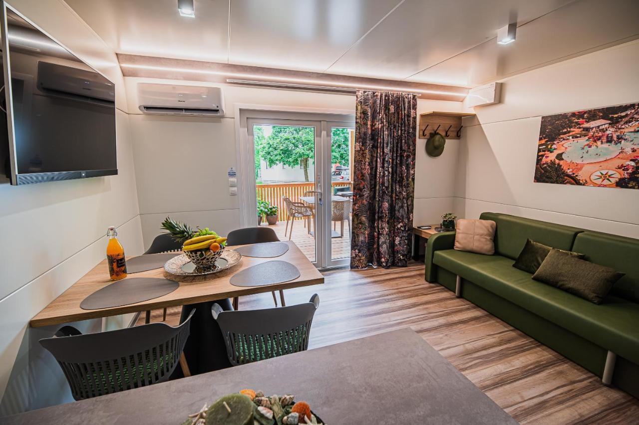 Premium Mobile Homes With Thermal Riviera Tickets Чатеж-об-Сави Экстерьер фото